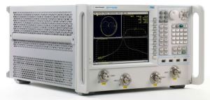 Korišteni analizator mreže Agilent N5222A