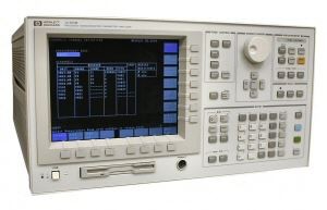 Analizator Semiconduktor za parametar Agilent 4156B