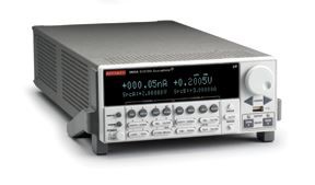 Koristi SourceMeter Keithley  2602 A